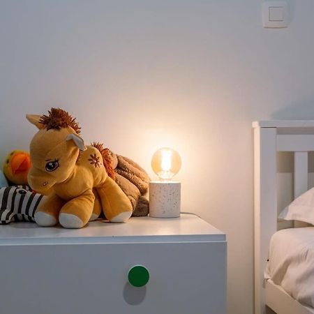Huswell - Luminous Family Apartment With Magnificent View أوستيند المظهر الخارجي الصورة