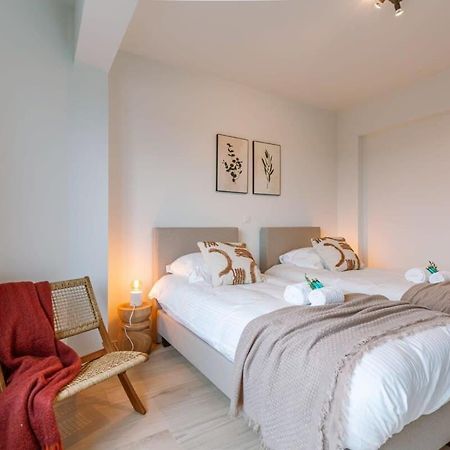 Huswell - Luminous Family Apartment With Magnificent View أوستيند المظهر الخارجي الصورة