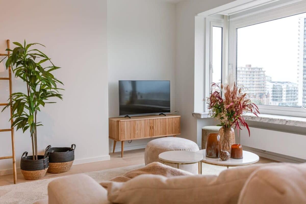 Huswell - Luminous Family Apartment With Magnificent View أوستيند المظهر الخارجي الصورة